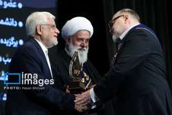 تبریک ویژه به دکتر محمد عبداللهی برای کسب عنوان دانشمند برگزیده علمی کشور در شصت و سومین دوره جایزه البرز